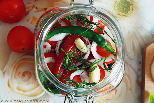 Marinated-pickled-tomatoes-marinovannye-pomidory-Tanya-Vega-4.JPG